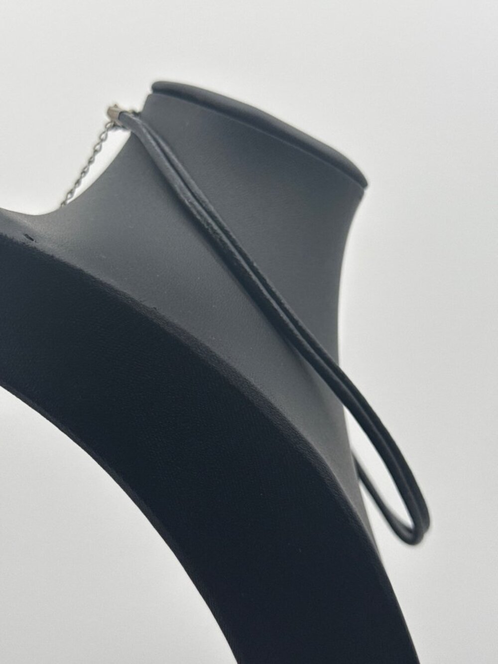 Minimalist Black Double Strand Leather Cord Choker Necklace Grunge Goth Indie - Picture 2 of 4